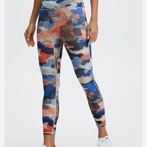 Fabletics Anywhere High Waisted 7/8 Legging, Zenith Pattern Orange Blue. Small